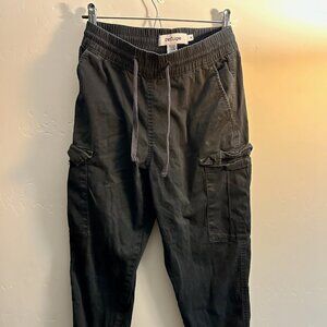 Men's Black Jogger Pants - Relaxed Rebel Fit, Size M, with Side Pockets